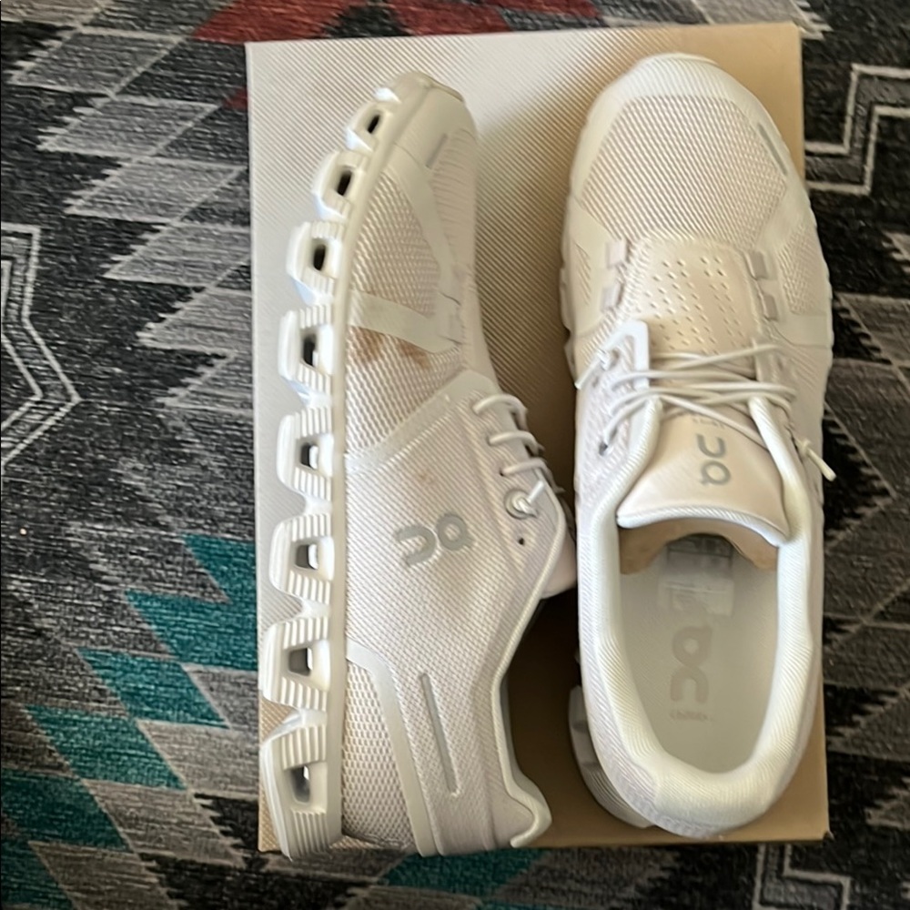 On Running W’s Cloud 5 size 8